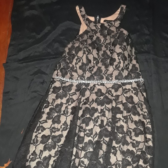 Dress - Picture 1 of 1